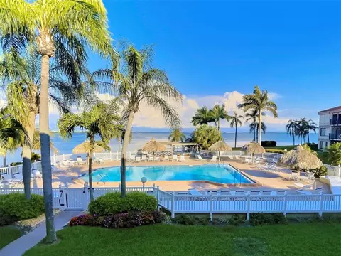 6322 Palma Del Mar Blvd S #213, Saint Petersburg, FL 33715