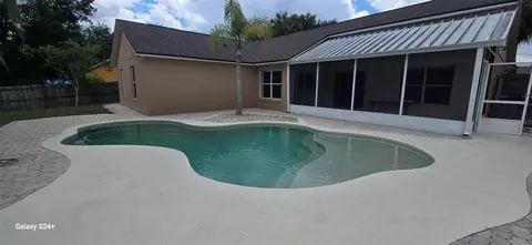 Exterior - 131 Clowson Ct, Ocoee, FL 34761 photo 8 of 8