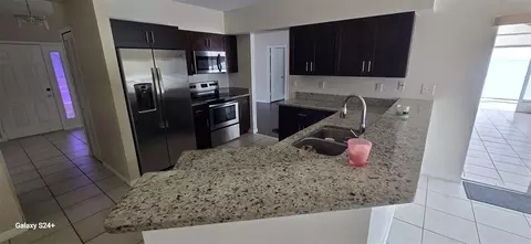 Kitchen - 131 Clowson Ct, Ocoee, FL 34761 photo 5 of 5