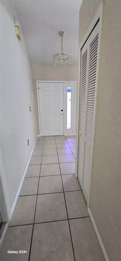 Entry Way - 131 Clowson Ct, Ocoee, FL 34761 photo 2 of 2