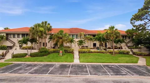 1802 Mariner Dr E #25, Tarpon Springs, FL 34689