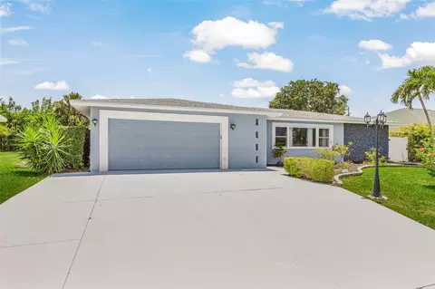 1320 SE 26th Ter, Cape Coral, FL 33904