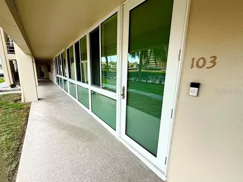 4455 Duhme Rd #103, Saint Petersburg, FL 33708
