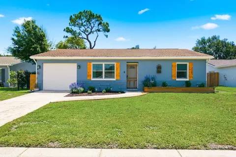 3265 Pine Haven Dr, Clearwater, FL 33761