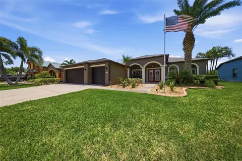 354 Hope Bay Loop, Apollo Beach, FL 33572