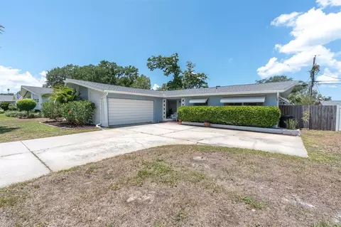 1936 Nugget Dr, Clearwater, FL 33755