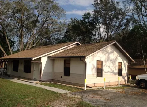 1812 Poinsettia Ave, Tarpon Springs, FL 34689