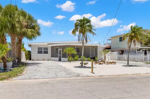 Exterior - 708 Sunset Cv, Madeira Beach, FL 33708 photo 8 of 16