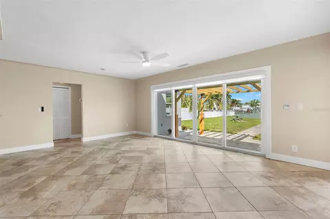 Living - 708 Sunset Cv, Madeira Beach, FL 33708 photo 5 of 6