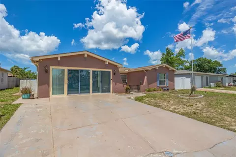 9647 Morehead Ln, Port Richey, FL 34668