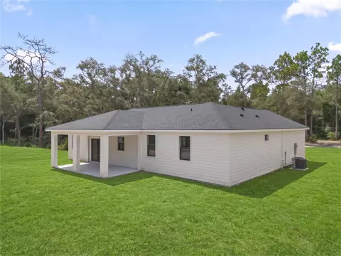Exterior - 35425 Nutmeg Dr, Webster, FL 33597 photo 4 of 5