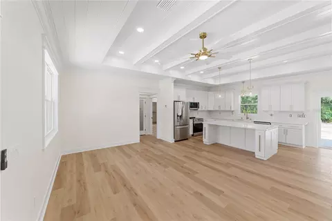 Living - 35425 Nutmeg Dr, Webster, FL 33597 photo 4 of 6