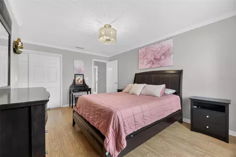 Bedroom - 2078 Shadow Pine Dr, Brandon, FL 33511 photo 4 of 11