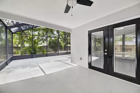 Exterior - 2078 Shadow Pine Dr, Brandon, FL 33511 photo 4 of 12