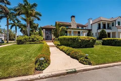 200 Brightwaters Blvd NE, Saint Petersburg, FL 33704