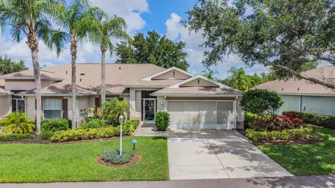1230 Corinth Greens Dr #2, Sun City Center, FL 33573