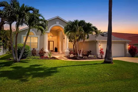631 De Soto Dr, Tierra Verde, FL 33715