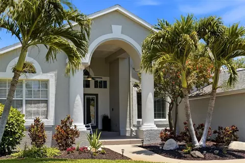 631 De Soto Dr, Tierra Verde, FL 33715