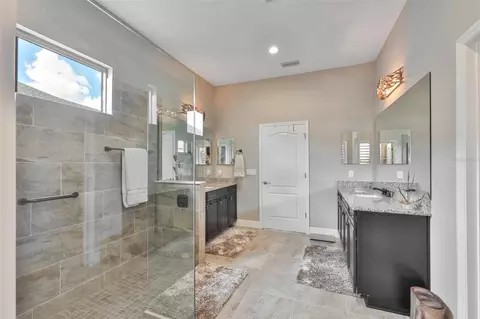 Bath - 14269 Skipping Stone Loop, Parrish, FL 34219 photo 1 of 4