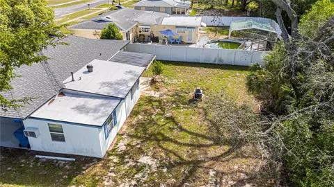 View/Area - 6816 Treehaven Dr, Spring Hill, FL 34606 photo 5 of 9