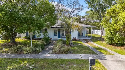 Exterior - 6816 Treehaven Dr, Spring Hill, FL 34606 photo 2 of 6
