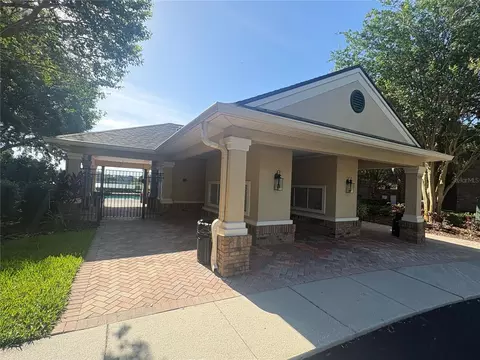 Exterior - 4605 Barnstead Dr, Riverview, FL 33578 photo 8 of 9