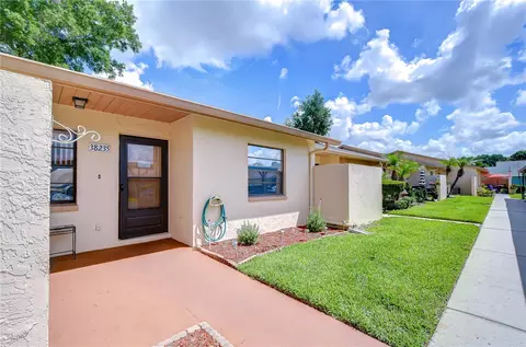 38235 Boxwood Dr #38235, Zephyrhills, FL 33542