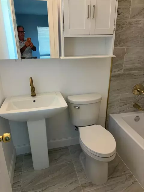 Bath - 14016 E Parsley Dr, Madeira Beach, FL 33708 photo 2 of 2