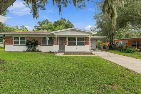 7815 Pine Hill Dr, Tampa, FL 33617