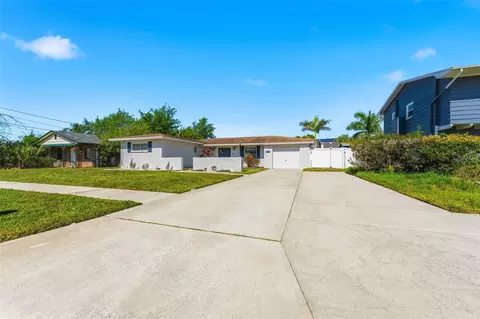 4810 Arrowwood Dr, Tampa, FL 33615