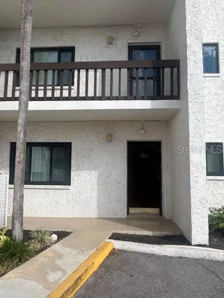 1624 Stickney Point Rd #101, Sarasota, FL 34231