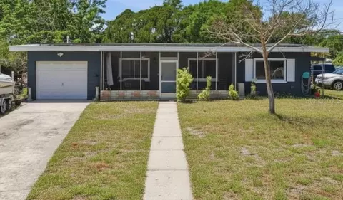 5126 104th St N, Saint Petersburg, FL 33708