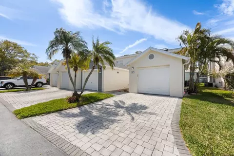 11600 Shipwatch Dr #1417, Largo, FL 33774