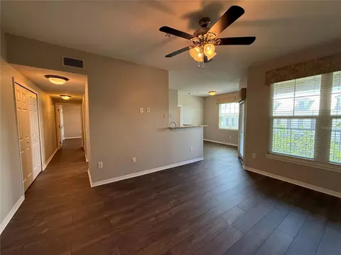 1810 E Palm Ave #1301, Tampa, FL 33605