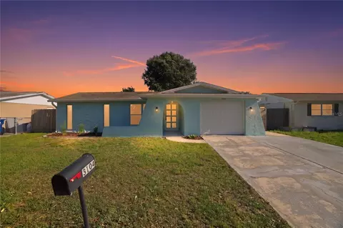 3104 Salisbury Dr, Holiday, FL 34691