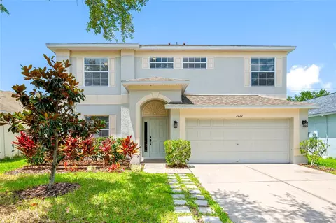 2227 Roanoke Springs Dr, Ruskin, FL 33570