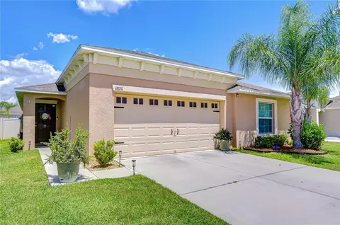6820 Hazelnut Spice Dr, Sun City Center, FL 33573