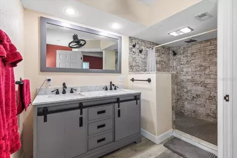 Bath - 7226 Alafia Ridge Loop, Riverview, FL 33569 photo 1 of 3