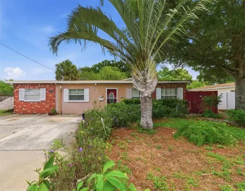 13215 119th St, Largo, FL 33778