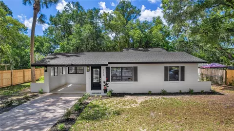318 W Palmetto Ave, Deland, FL 32720