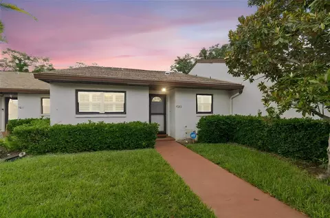 7823 Radcliffe Cir, Port Richey, FL 34668