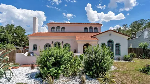 743 Edgewood Dr, Lakeland, FL 33803