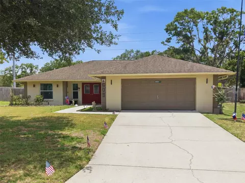 2605 Bridle Dr, Plant City, FL 33566