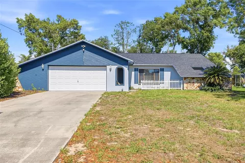 Exterior - 3276 Morven Dr, Spring Hill, FL 34609 photo 2 of 10