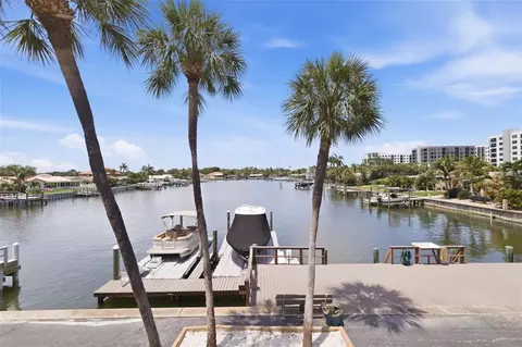 3717 46th Ave S #11, Saint Petersburg, FL 33711