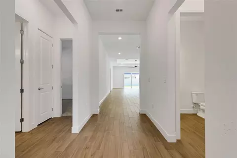 Entry Way - 13817 Sharp Hawk Dr, Riverview, FL 33569 photo 1 of 1