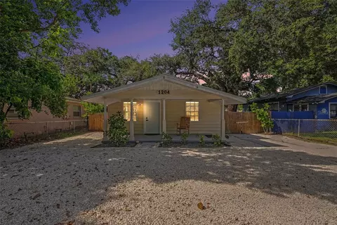 1204 E Cayuga St, Tampa, FL 33603