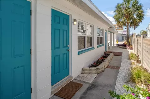 Exterior - 13440 1st St E, Madeira Beach, FL 33708 photo 6 of 8