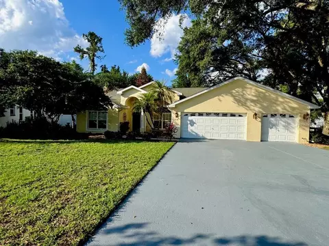 5634 Whitebark Dr, Wesley Chapel, FL 33543