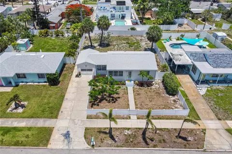 260 42nd Ave, Saint Pete Beach, FL 33706